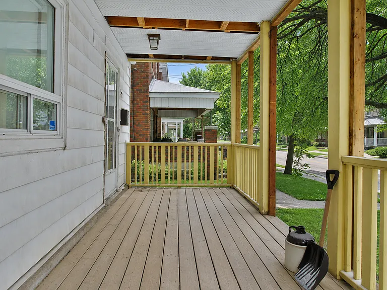52 Pinehurst Ave #1 — Photo 16