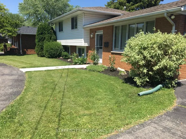 6860 Malden Rd, Lasalle, ON N9J 2T5