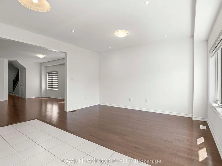 166 Seeley Ave — Photo 21