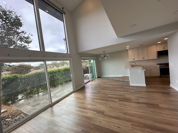 1043 Santa Helena Park Ct