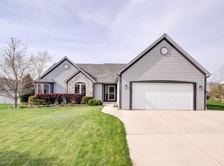 6624 Spring Hill Dr, Racine, WI 53406