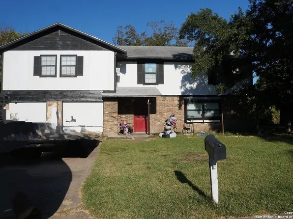 2011 Avenue T, Huntsville, TX 77340