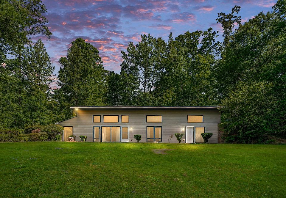 1st image of 279 Poplar Rd