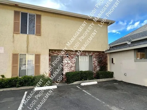 314 W Lockeford St #A, Lodi, CA 95240