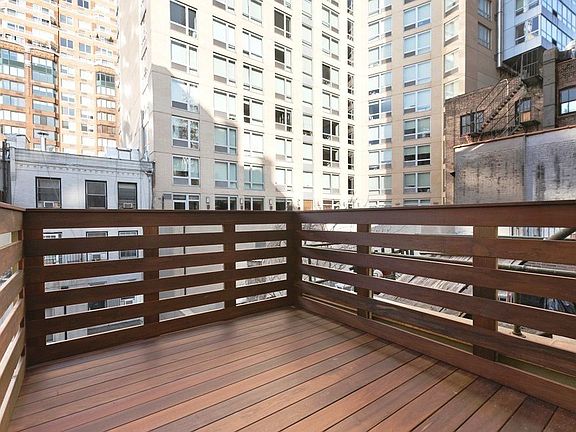 3rd image of 219 W 71st St APT 3