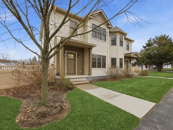 70 Hatfield St Unit 70B, Northampton, MA 01060