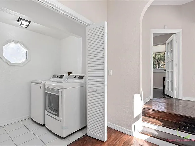 14182 Lake Mary Jane Rd — Photo 33