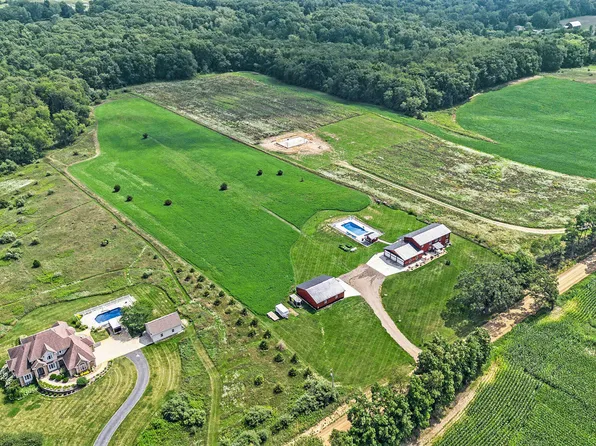 1364 Olmstead Rd, Muir, MI 48860