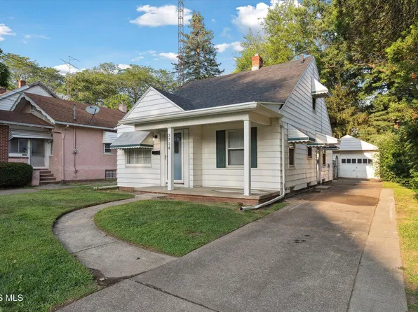 3714 Wallwerth Dr, Toledo, OH 43612