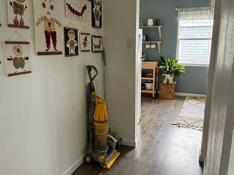 405 S Miller St — Photo 2