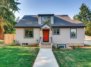 8785 SE Roots Rd, Clackamas, OR 97015