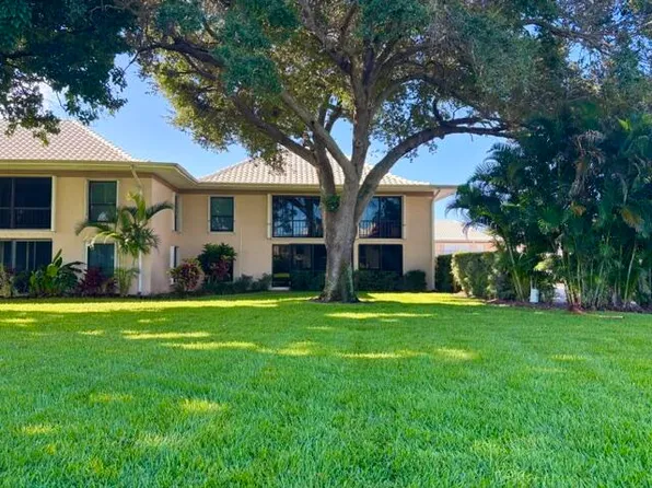 7 SE Turtle Creek Dr #F, Tequesta, FL 33469