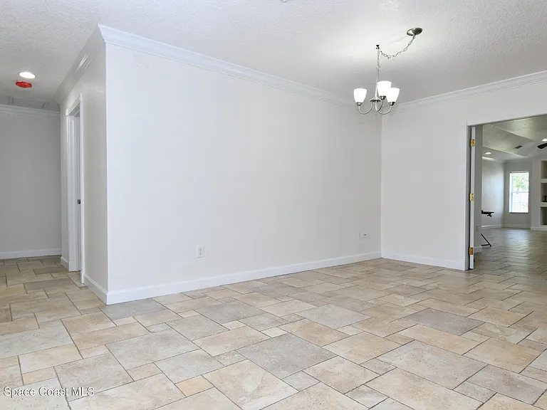 2185 Acacia St NE — Photo 6