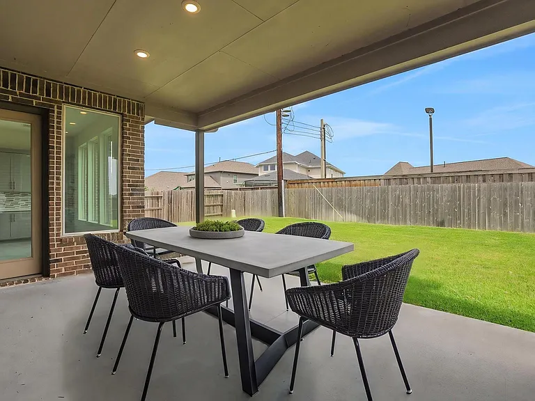 21302 Rose Loch Ln — Photo 36