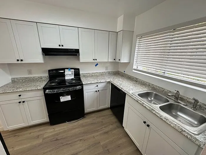3807 Khayyam Ave — Photo 5