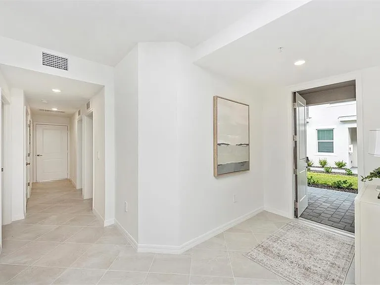 12620 Radiance Ct #101 — Photo 4