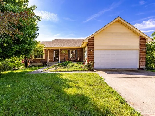 5214 Taylor Lake Ln, Middletown, OH 45044