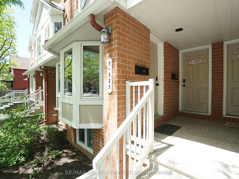525 Lisgar St #7 — Photo 3