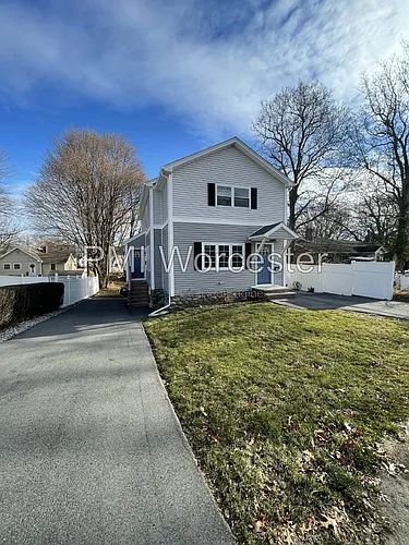 14 Edgemere Blvd #B Photo 1 14 Edgemere Blvd #B Photo 1