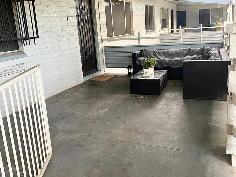 721 E Montebello Ave #213 — Photo 4