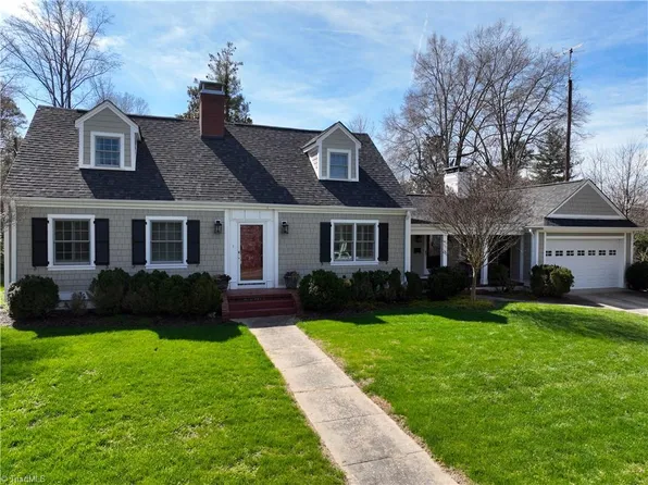 311 Marion St, Mount Airy, NC 27030