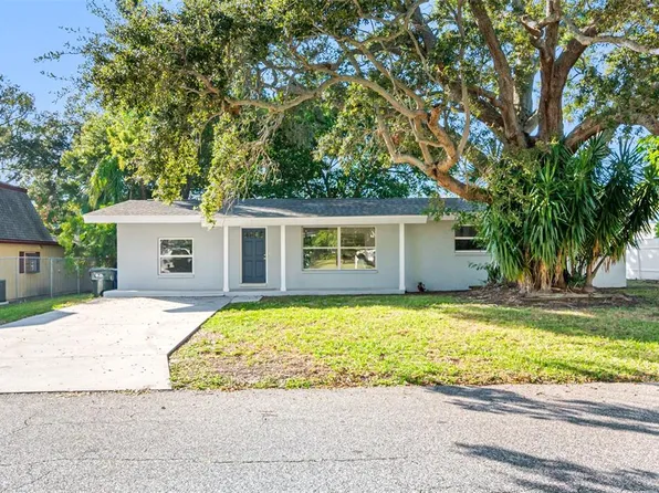 134 Tropic Blvd W, Largo, FL 33770