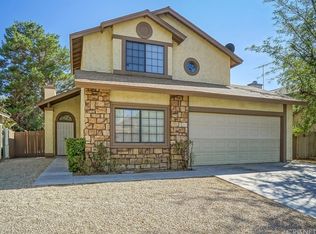 542 E Jackman St, Lancaster, CA 93535