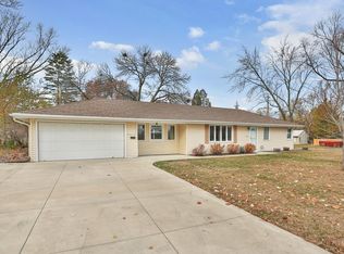 8620 14th Ave S, Bloomington, MN 55425