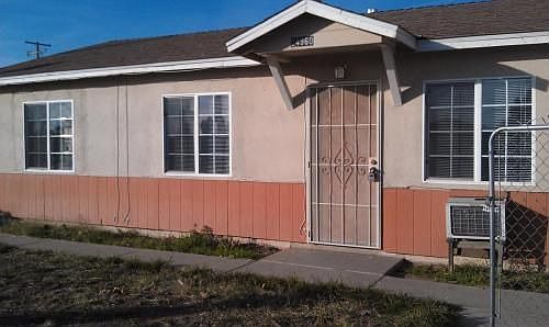 1st image of 24960 Cottonwood Ave
