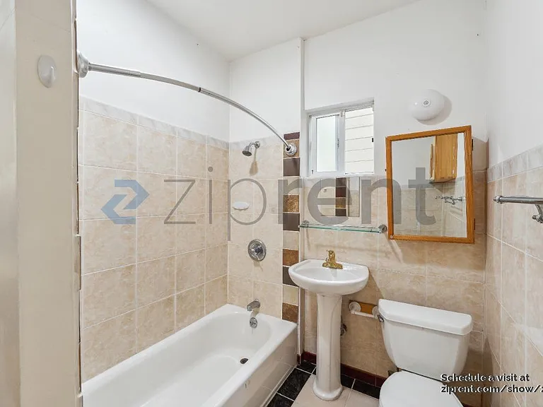 953 Apgar St — Photo 9
