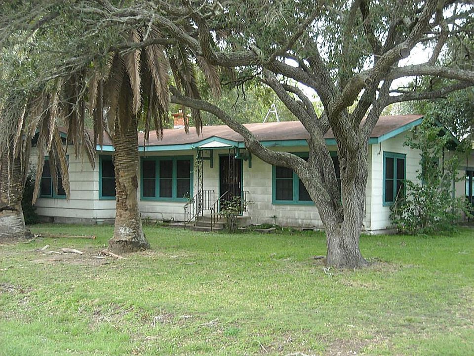 1st image of 416 E Matagorda Ave