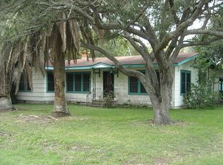 416 E Matagorda Ave, Palacios, TX 77465