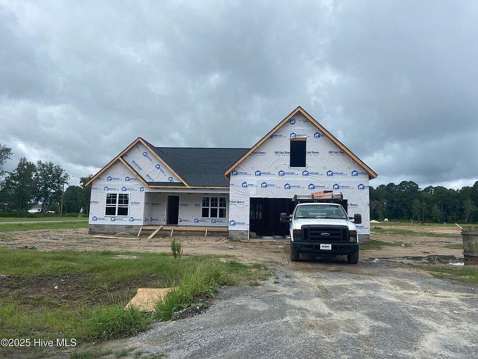 2nd image of 822 Lawson Court
