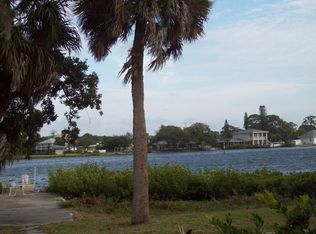 210 Albee Rd, Nokomis, FL 34275