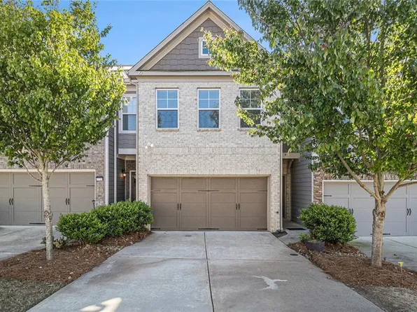 2721 Kemp Ct, Conyers, GA 30094