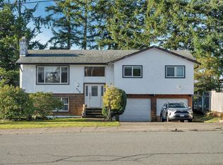 648 Christopher Rd, Campbell River, BC V9W6A4
