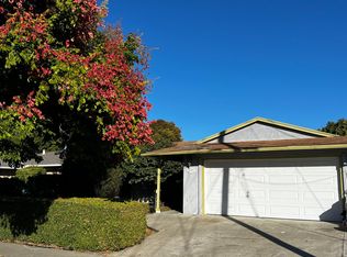 2109 Trafalgar Ave, Hayward, CA 94545