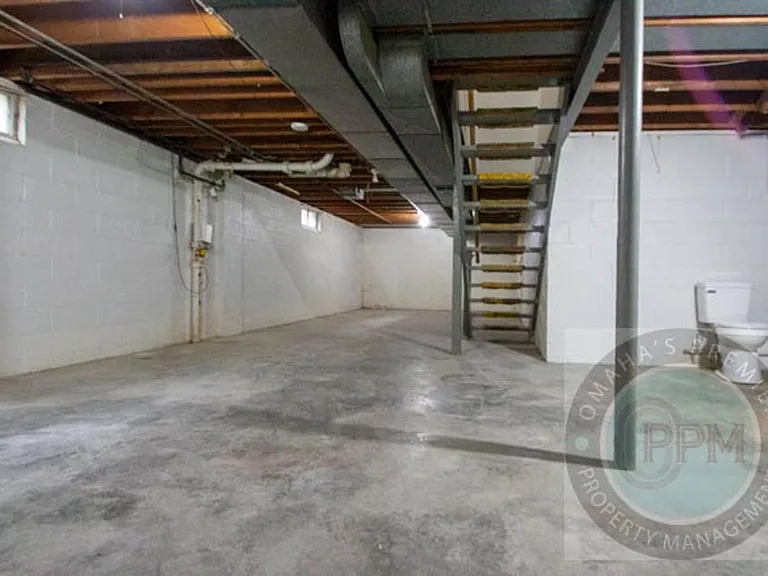 3333 N 61st St — Photo 11