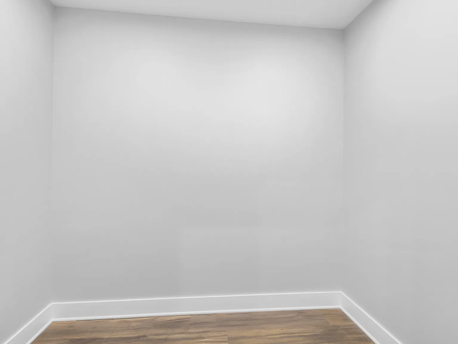 5 bed, 1950 sqft, $2,580 — Photo 2