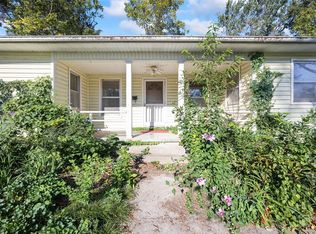 710 S 6th St, Rogers, AR 72756