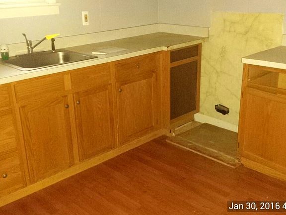 3rd image of 310 Adams Ave