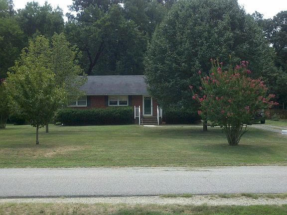 3rd image of 54 Wakefield Ave