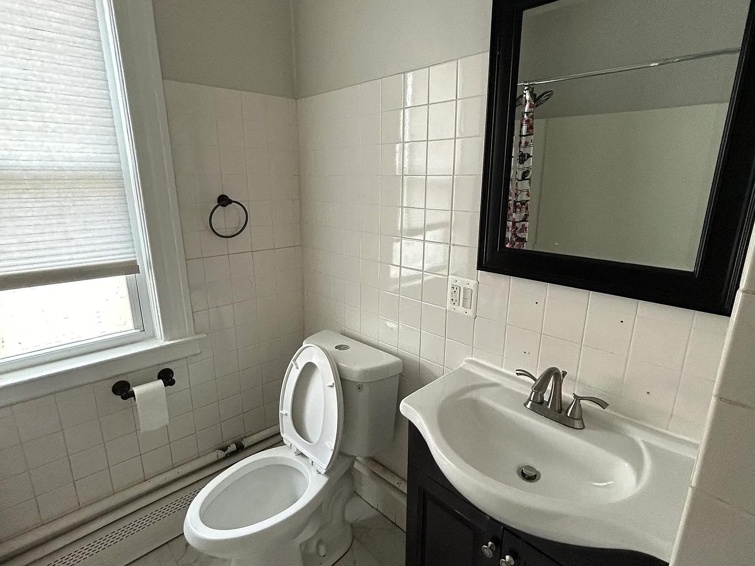 81 James St — Photo 2