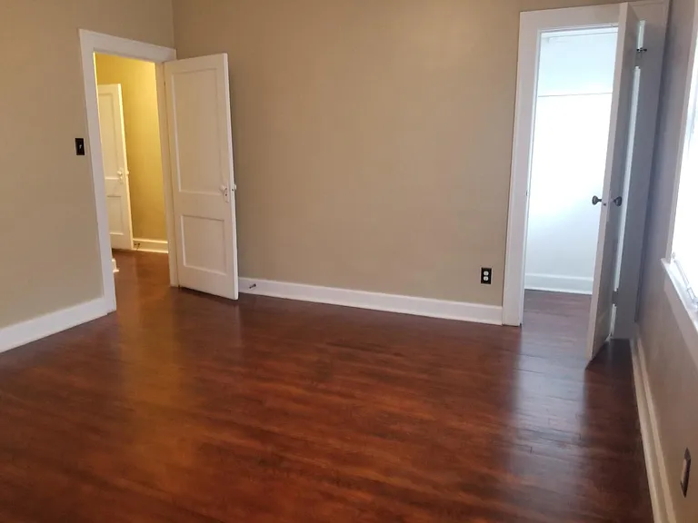 2401 Shelby St #4 — Photo 12