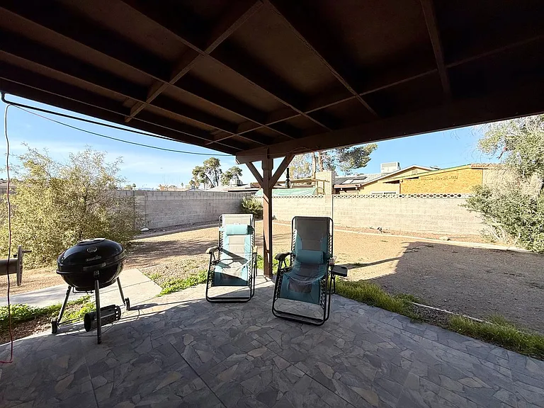 2126 Rawhide St — Photo 20