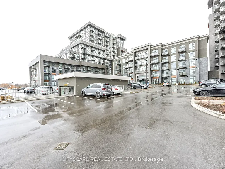 450 Dundas St E #323 — Photo 1