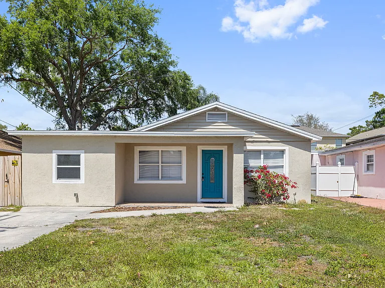 3005 W Kathleen St — Photo 2