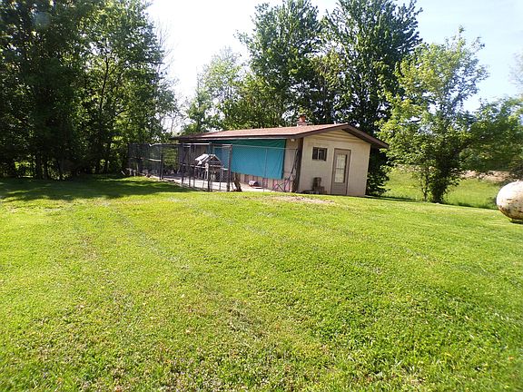 2nd image of 7425 W County Road 300 N