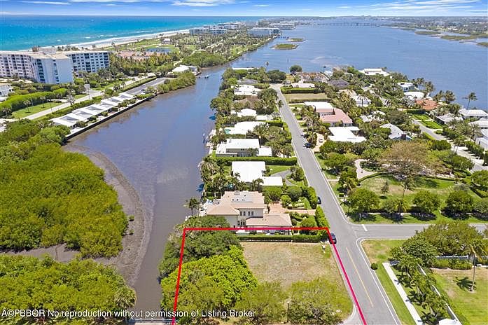 2nd image of E Ibis Isle Rd