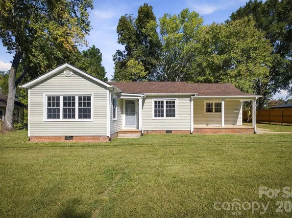 2941 Highland Dr, Lincolnton, NC 28092